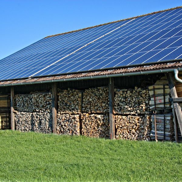 Fotovoltaico tetti agricoli, pubblicato il Decreto "Parco Agrisolare": opportunità e beneficiari