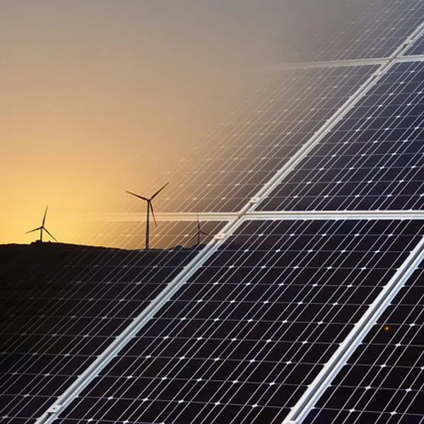 Fotovoltaico o eolico: differenze e quale conviene