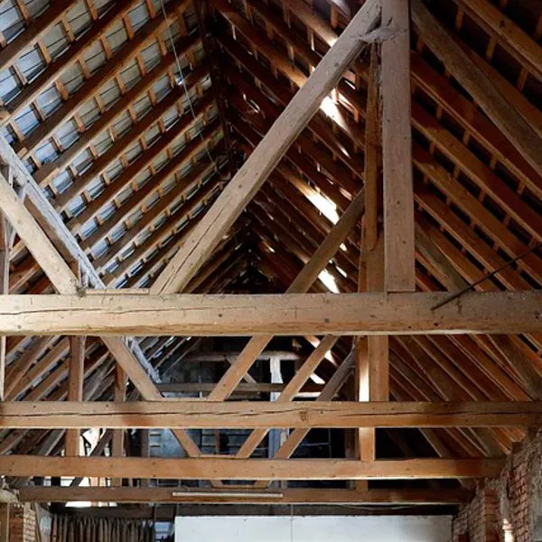 Coperture in legno lamellare: tutte le vantaggiose proprietà