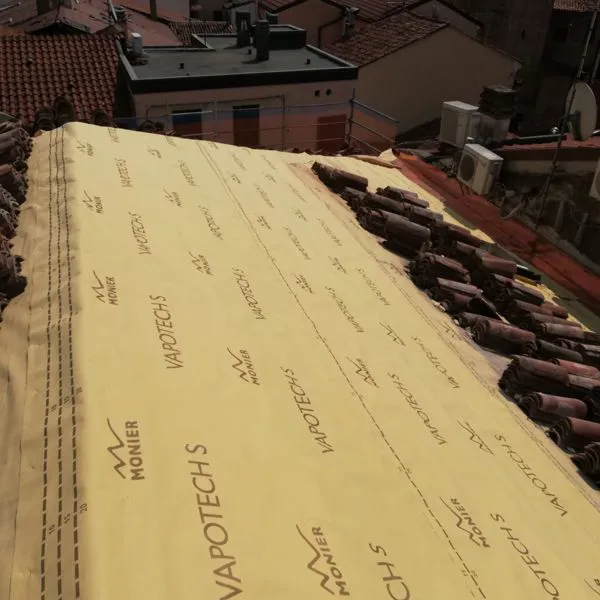 Prorogato il suoperbonus per la sostituzione dei tetti